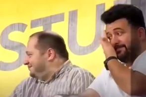 خنده‌های عضو هیات مدیره استقلال بعد از گل هفتم!