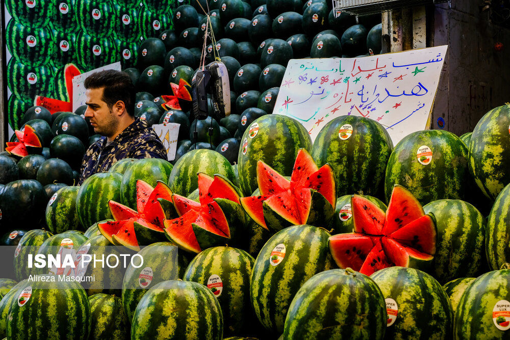 عکس‌های حال خوب‌کُن از تهران در آستانه شب یلدا