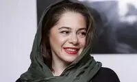 تیپ و استایل ساده مستانه مهاجر در یک مراسم