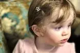 ورود پیکر نوه خردسال رهبر شهید به مصلی تهران