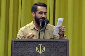 مداح معروف: این‌ها برای من فرقی با رضا پهلوی ندارند
