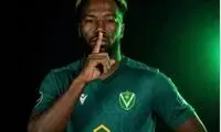 مهاجم استقلال به النصر پیوست