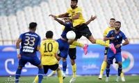 این استقلال هم از پرسپولیس بهتر بازی می‌کند هم سپاهان