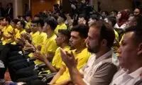 حضور غیرمنتظره خداداد عزیزی در یک مراسم