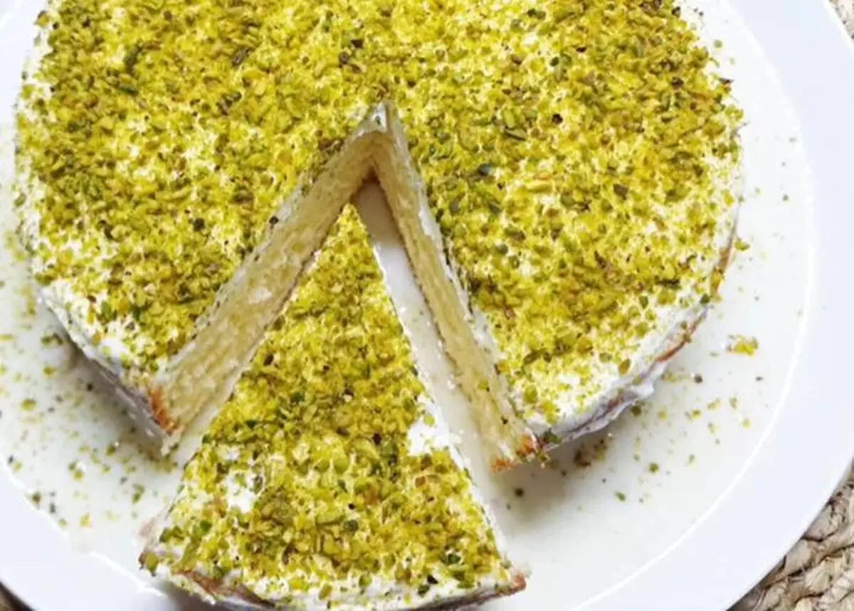 کیک سه شیر؛ دسر محبوبی که نمی‌شود از آن گذشت