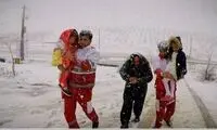 رهاسازی ۲۰ خودرو گرفتار شده در برف گردنه الماس