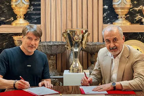 بوندسلیگایی پرسپولیس یکساله امضا کرد
