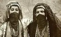 حضور زنان قجری با لباس مبدل در قهوه‌خانه‌ها 