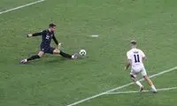 این مرد امشب یک‌تنه ناجی پرتغال و رونالدو شد