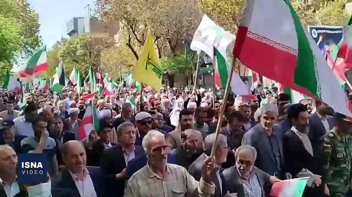 ویدئویی از «فارس» با عنوان «چند می‌گیری راهپیمایی میای؟»