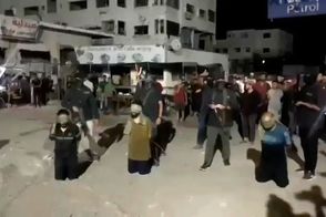 لحظه اعدام ۳ جاسوس اسرائیل در غزه