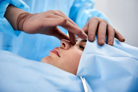 بهترین جراح بینی استخوانی در تهران را بشناسید(لیست 10 جراح برتر)