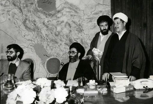 ناگفته‌های هاشمی از اختلاف نظر رهبری و موسوی