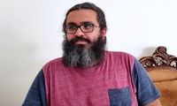 نویسنده تگزاس: فقط فحش از فراستی یاد گرفتم!