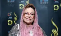 تیپ جوان‌پسند گوهر خیراندیش در یک مراسم