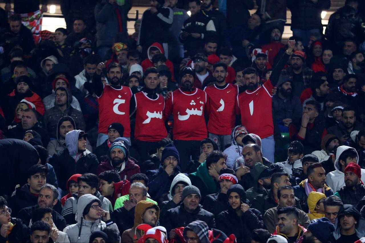 طرفداران پرسپولیس علیه مالک باشگاه متحد شدند