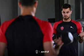 حادثه نگران‌کننده برای مدافع پرسپولیس