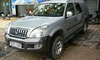 تصویر کمیاب از ماشین شاسی بلند کره‌شمالی!