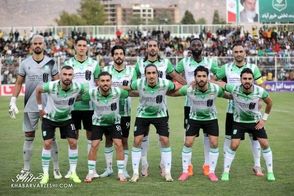 پوستر نوستالژی باشگاه خیبر برای بازی با پرسپولیس