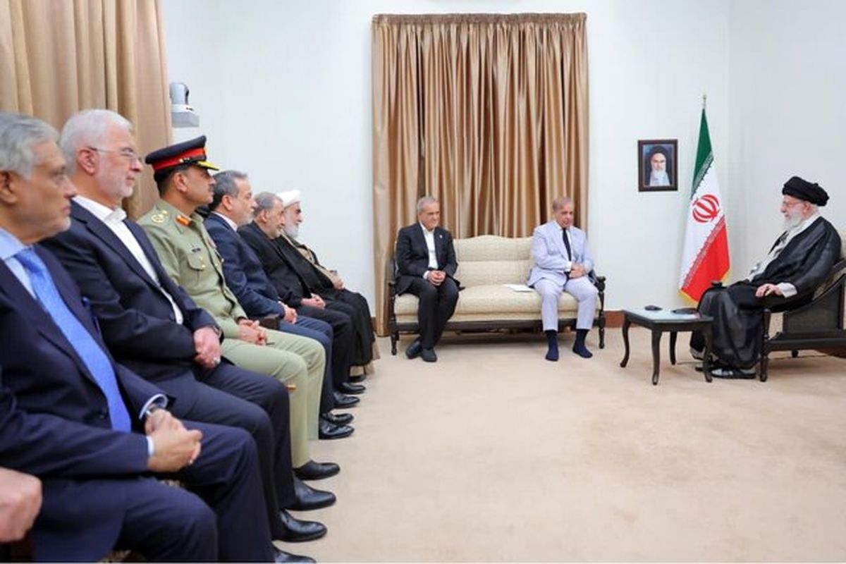 پیام نخستوزیر پاکستان درباره دیدار با رهبر انقلاب
