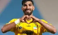 آقای گل فوتبال ایران، لژیونر شد