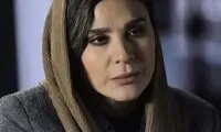 اعتراض به آرایش غلیظ سحر دولتشاهی در سریال افعی تهران