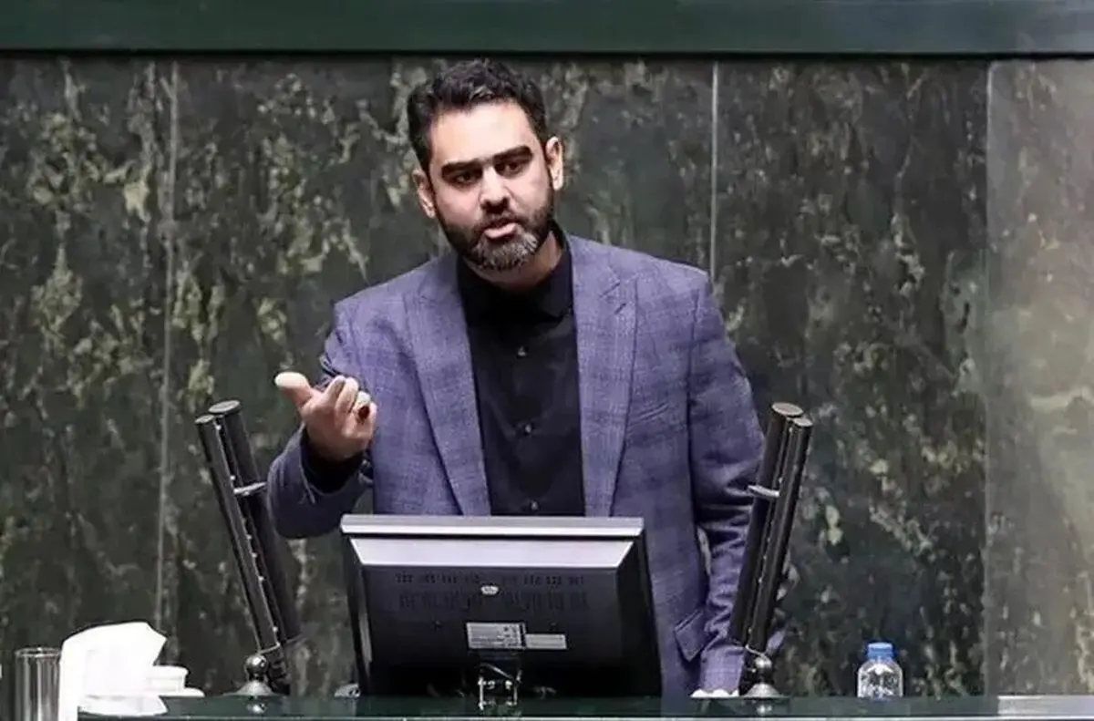دیشب حکم استیضاح عراقچی در کف خیابان صادر شد