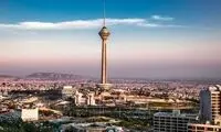 تصویری از اتفاقی کم‌نظیر در آسمان تهران