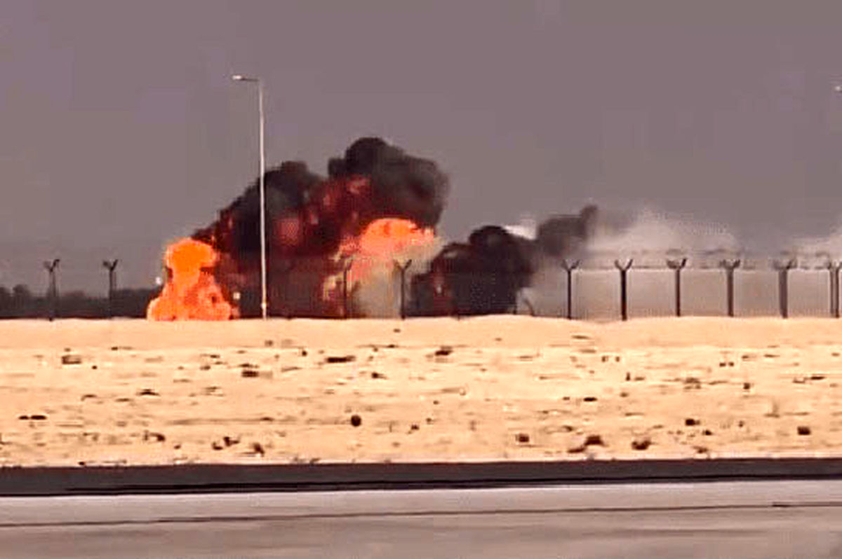 سقوط جنگنده هندی در نمایش هوایی دبی