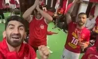 ویدیویی از جشن قهرمانی پرسپولیسی‌ها در رختکن 
