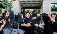 یادبود جانباختگان فاجعه متروپل در تهران