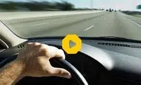 فرار راننده از شاخ‌به‌شاخ شدن با کامیون