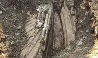 کشف مجسمۀ دو هزار سالۀ «مرد رداپوش» در فرانسه 