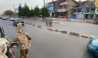 مانور عجیب جنگجویان طالبان با اسکیت در خیابان