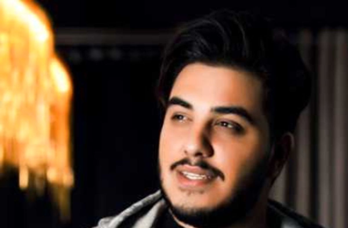 ادعای آرون افشار که مرغ پخته را هم به خنده می‌اندازد