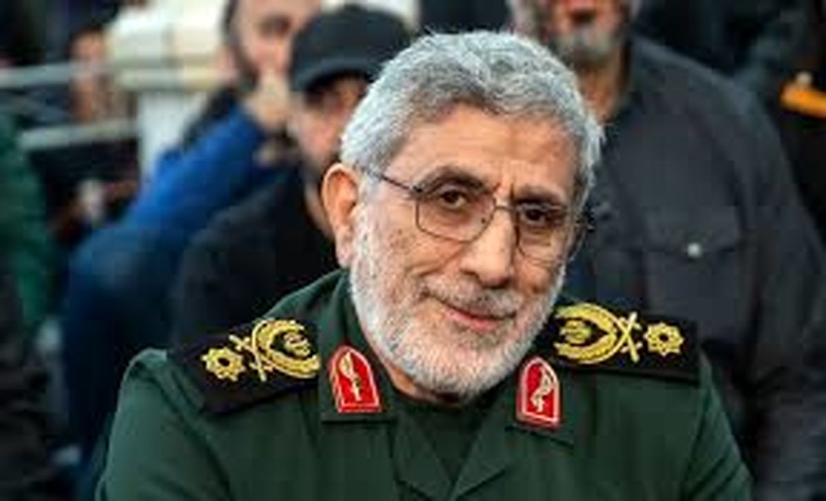   تصویری از پوشش سردار قاآنی در راهپیمایی ۲۲ بهمن 