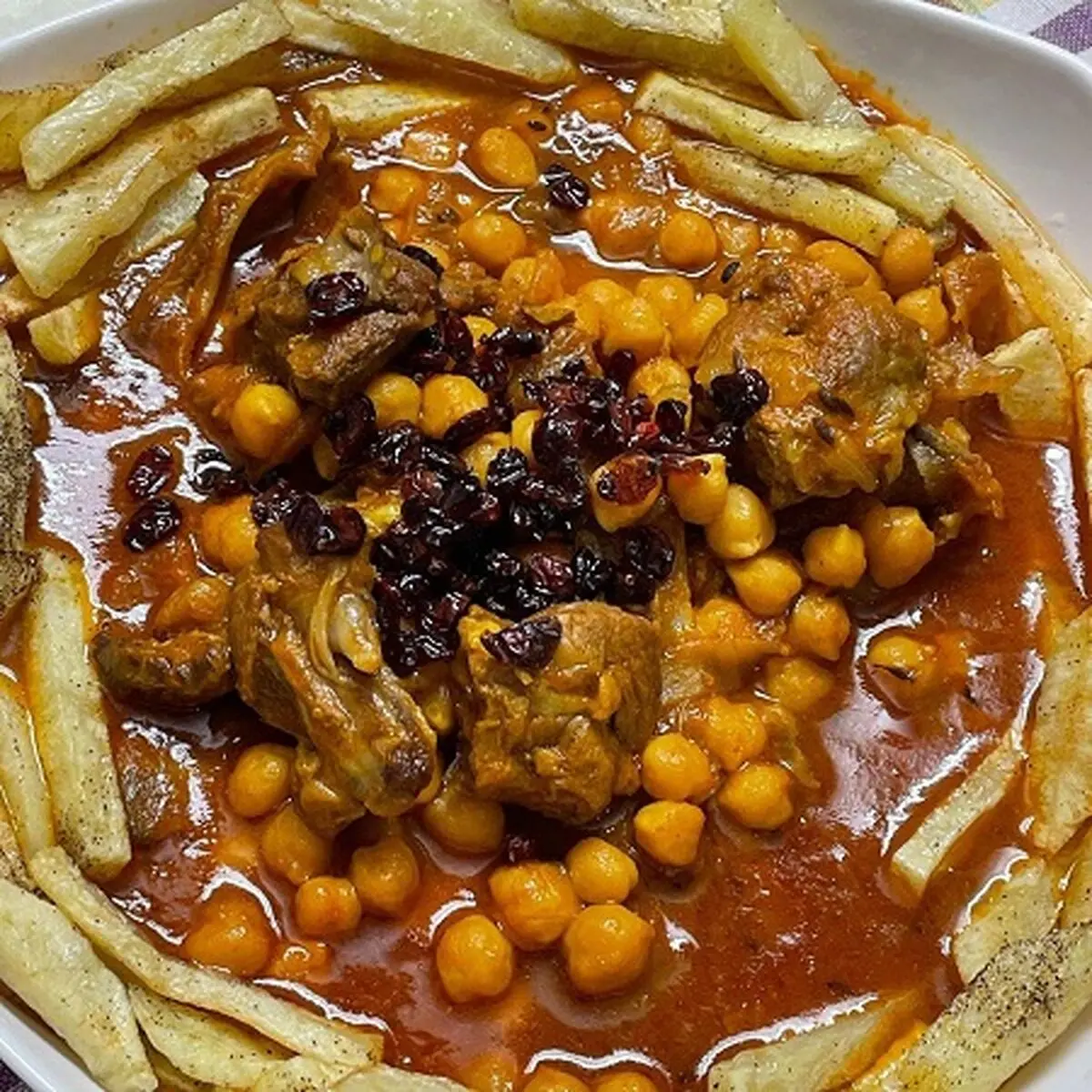 یک خورشت متفاوت با نخود؛ خوشمزه‌تر از چیزی که فکر می‌کنید!