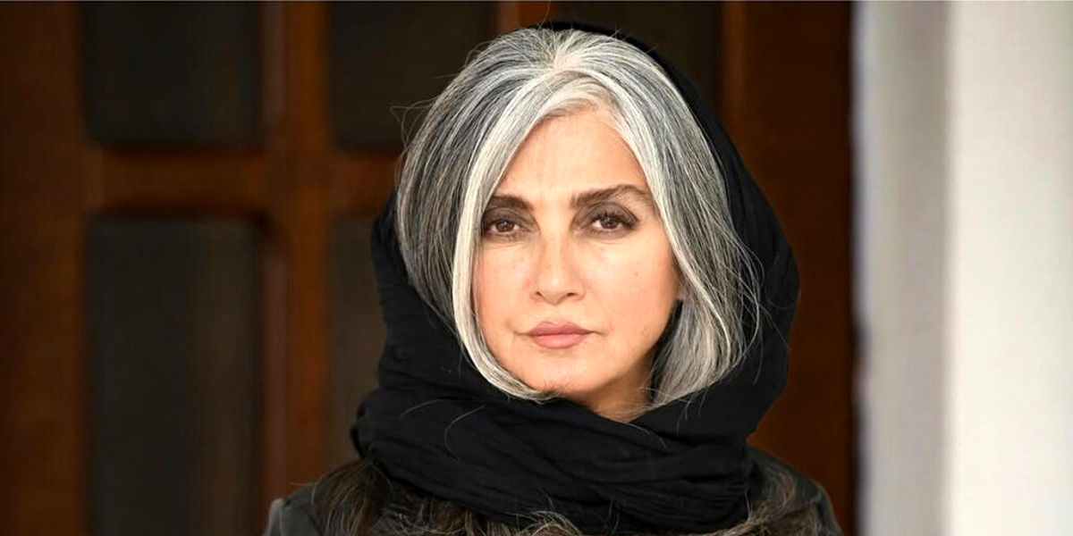 موتور سواری رویا جاویدنیا در خیابان‌های تهران