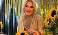 تولد بهاره رهنما با تم پاییزی در یک کافه شیک