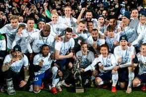 هواداران عصبانی، ورزشگاه تیمشان را به آتش کشیدند!