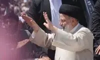 بنرهای اعتراضی مردم قم در استقبال از رئیسی
