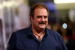 ماجرای عجیب تغییر فامیلی‌ هومن برق‌نورد!