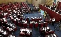 عکسی از تنها نماینده غیرروحانی مجلس خبرگان 