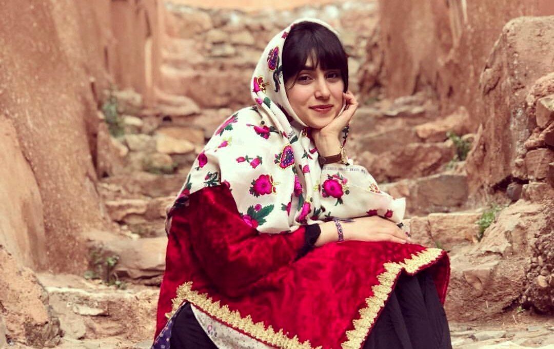 حواستان نبود، یک سال از پرستو احمدی گذشت!