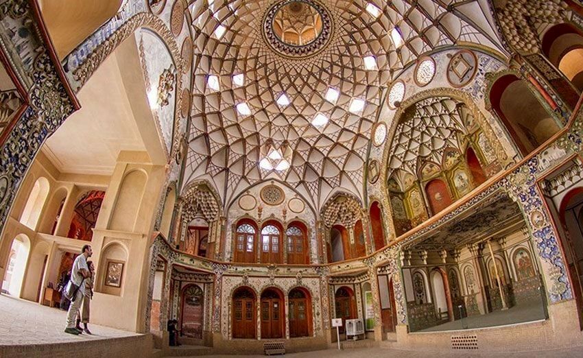واگذاری نفیس‌ترین خانه تاریخی ایران به یک هتل‌دار!