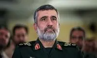 لبخند معنادار یک فرمانده سپاه حین سخنان رهبری