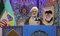 امام جمعه رشت: نیمی از زنان در اروپا مورد آزار و اذیت قرار می‌گیرند