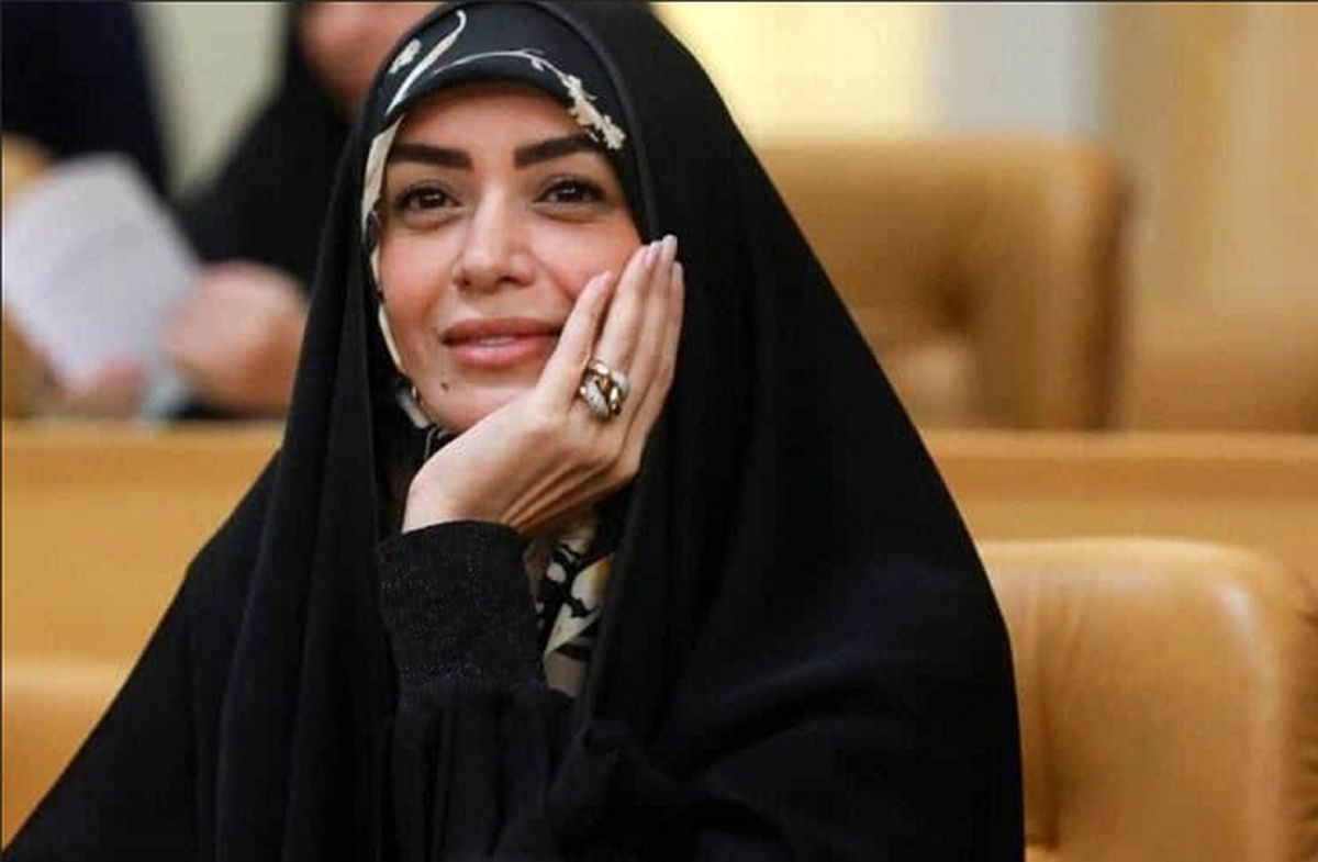 الهام چرخنده در کنار همسر سابقش فرشید نوابی