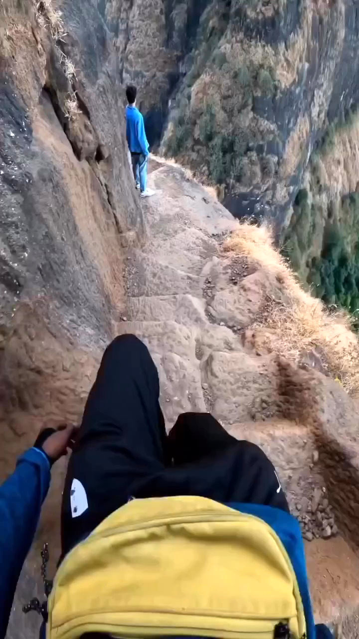 اگر ترس از ارتفاع دارید این ویدیو را نبینید