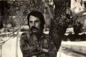 داود رشیدی در حال شوخی کردن با مسعود بهنود